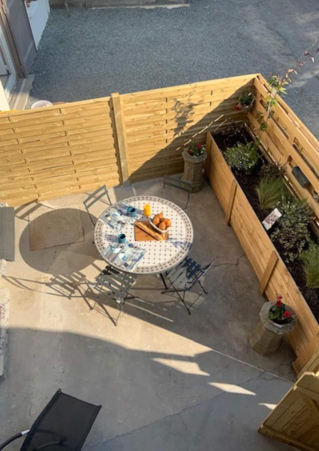 Apt Rdc Avec Sa Terrasse Privee Saint-Malo Eksteriør billede